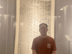 现任深圳银河星尘科技有首席施行官（CEO）